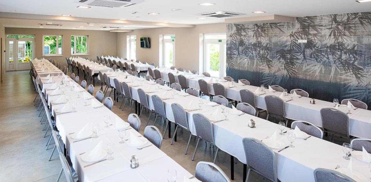 Aranyszarvas Panzio, Etterem Es Grillterasz Appartement Buitenkant foto