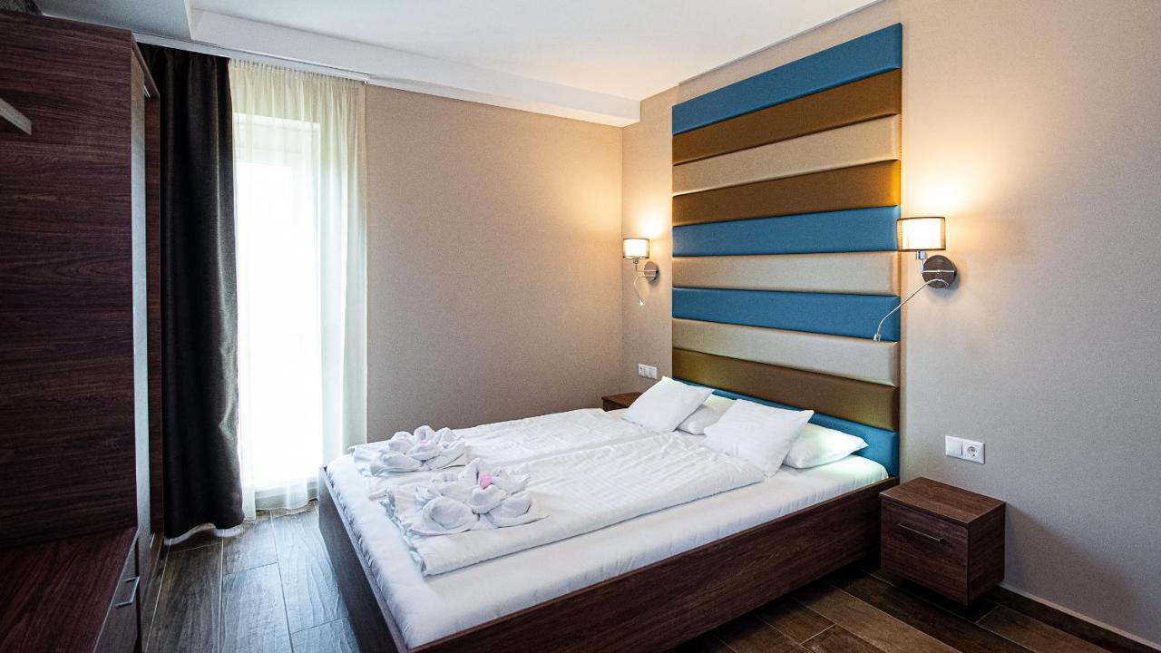 Aranyszarvas Panzio, Etterem Es Grillterasz Appartement Buitenkant foto