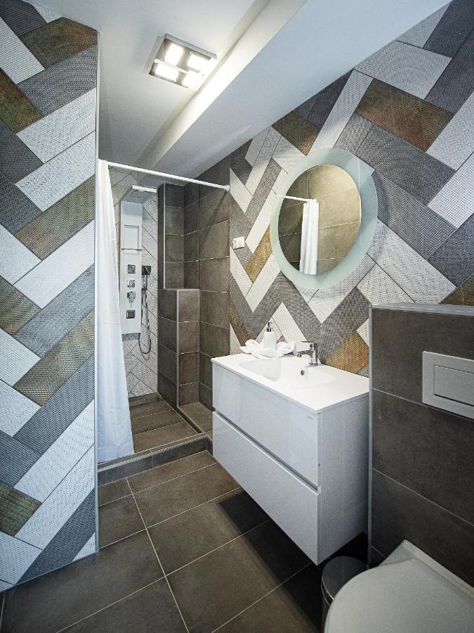 Aranyszarvas Panzio, Etterem Es Grillterasz Appartement Buitenkant foto