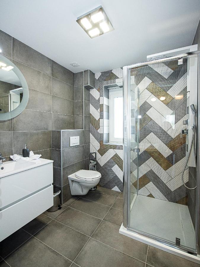 Aranyszarvas Panzio, Etterem Es Grillterasz Appartement Buitenkant foto